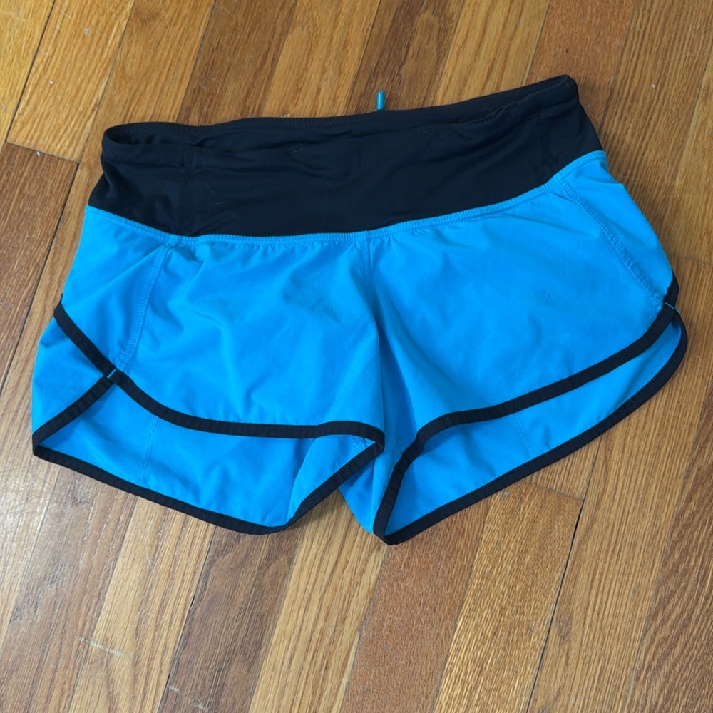 Turquoise Lululemon speed shorts Size 2 with 2.5 inch inseam GUC